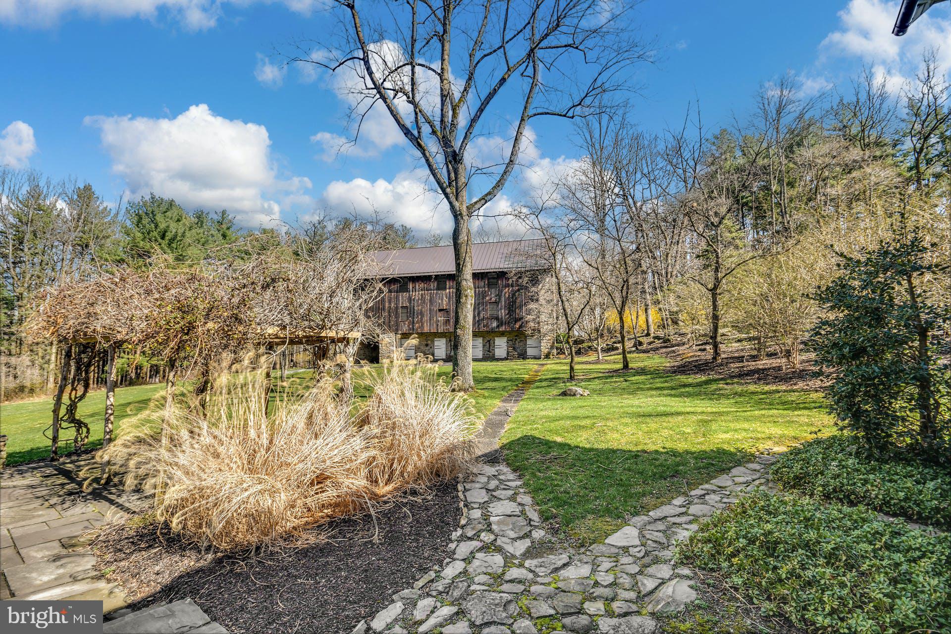 2807 Wassergass Road Hellertown, PA 18055 - Photo 22 of 29 Gallery Image 22