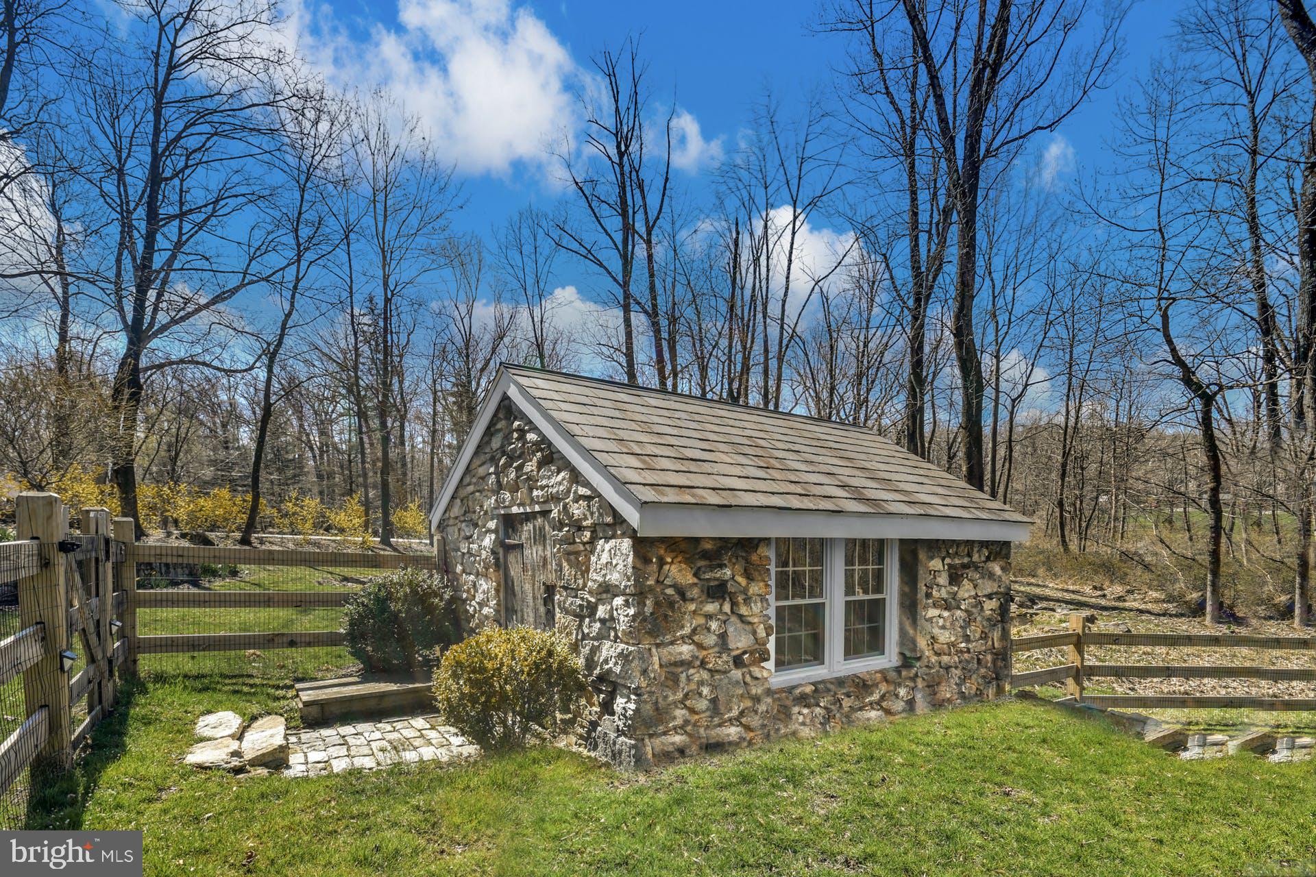 2807 Wassergass Road Hellertown, PA 18055 - Photo 23 of 29 Gallery Image 23