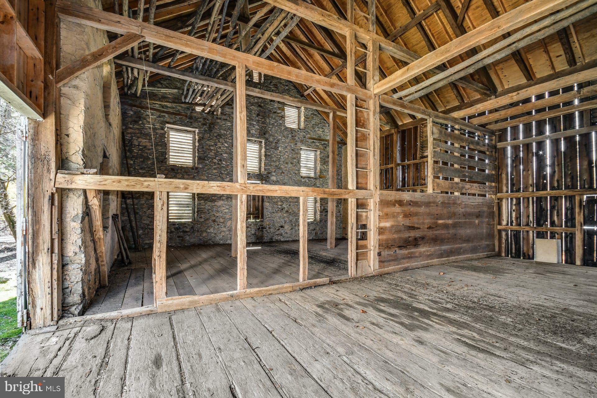 2807 Wassergass Road Hellertown, PA 18055 - Photo 28 of 29 Gallery Image 28