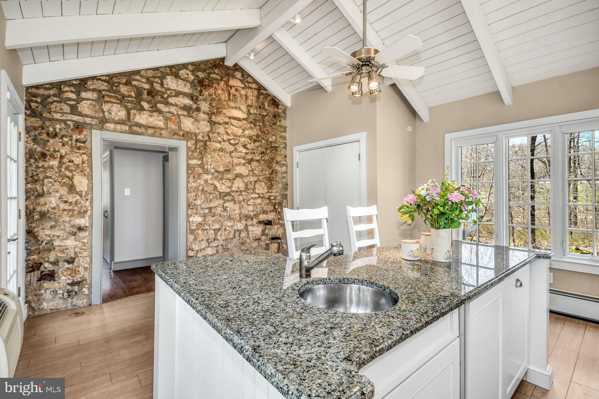2807 Wassergass Road Hellertown, PA 18055 - Photo 10 of 29 Gallery Image 10