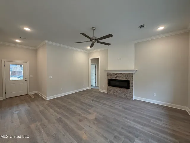 $312,280 | 213 Anderson Oaks Drive, Pearl, MS 39208