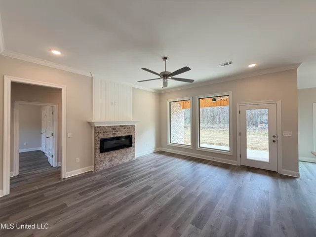 $312,280 | 213 Anderson Oaks Drive, Pearl, MS 39208