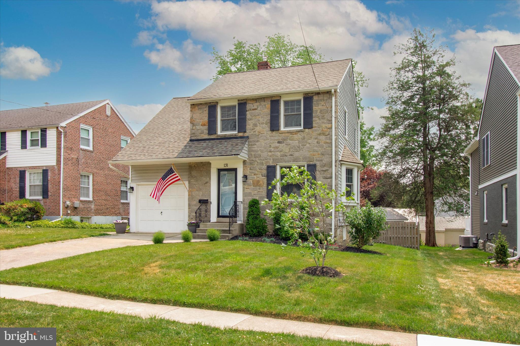 131 Decatur Road Havertown, PA 19083 - Photo 3 of 33