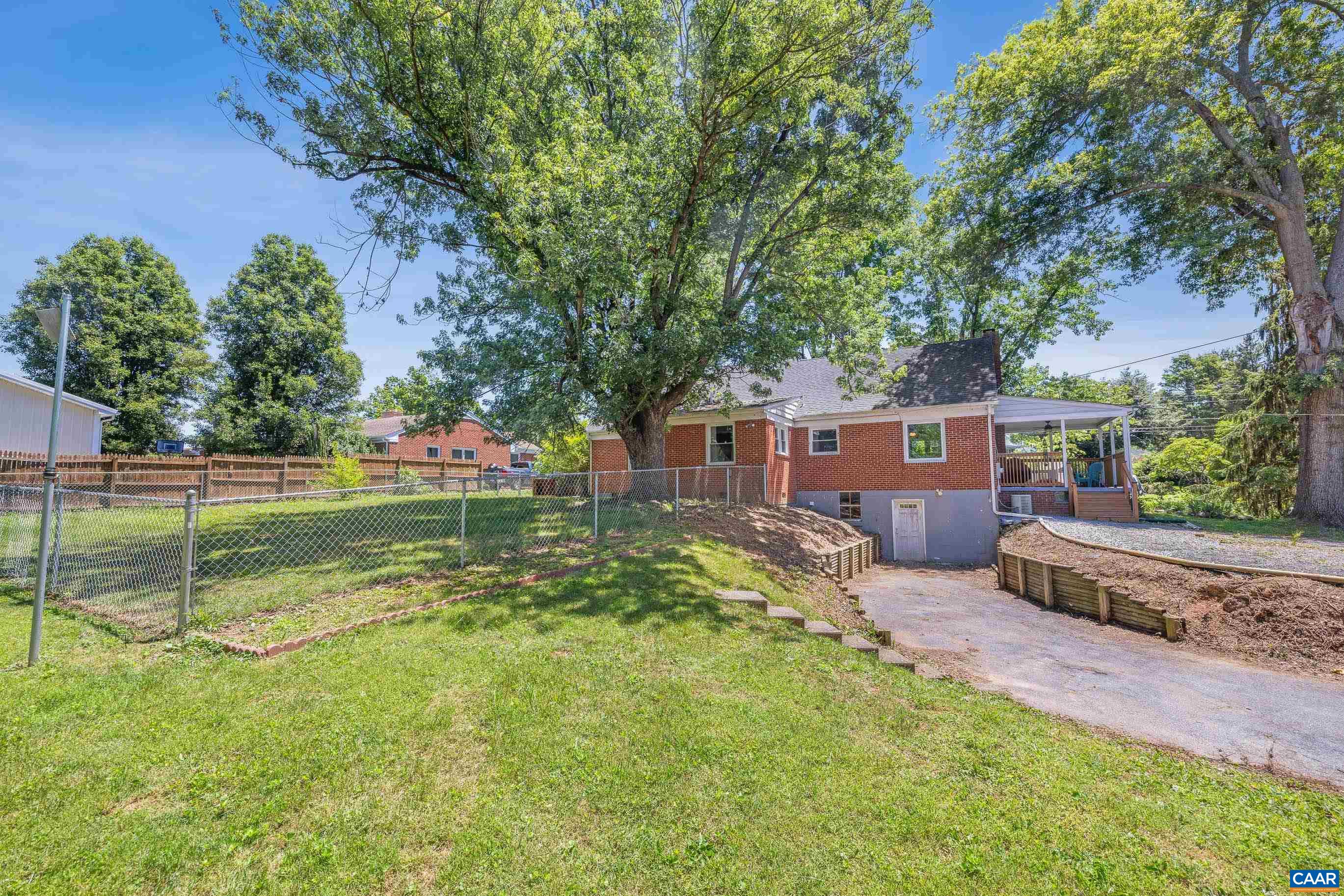 1317 Ridge Circle Waynesboro, VA 22980 - Photo 38 of 40