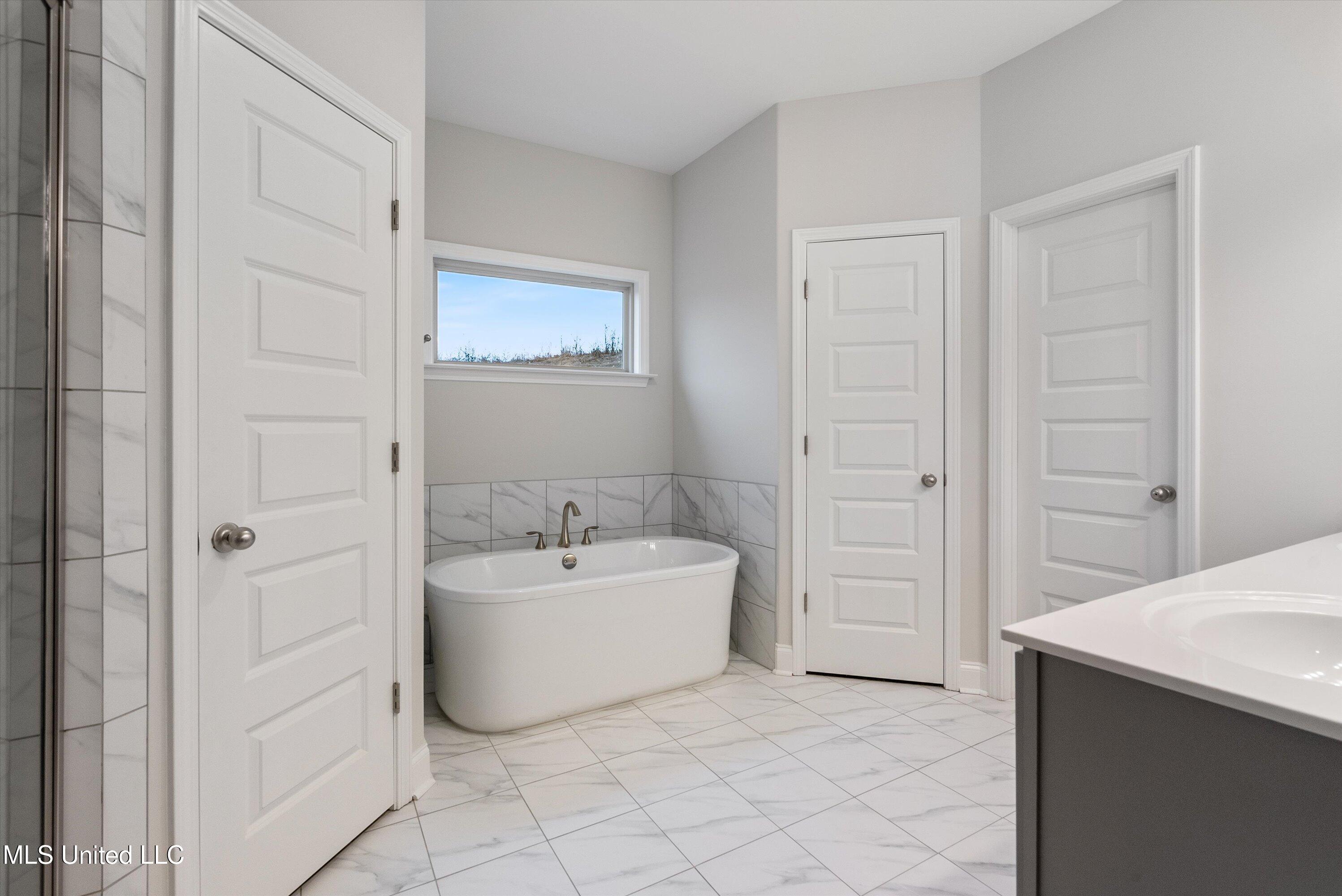1734 Winningham Drive Hernando, MS 38651 - Photo 15 of 27 14-DSC03509