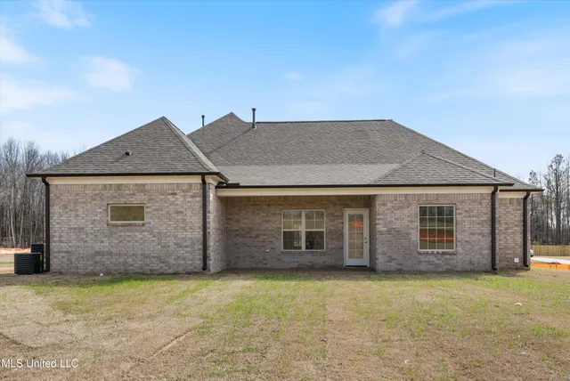 $379,900 | 1734 Winningham Drive, Hernando, MS 38651