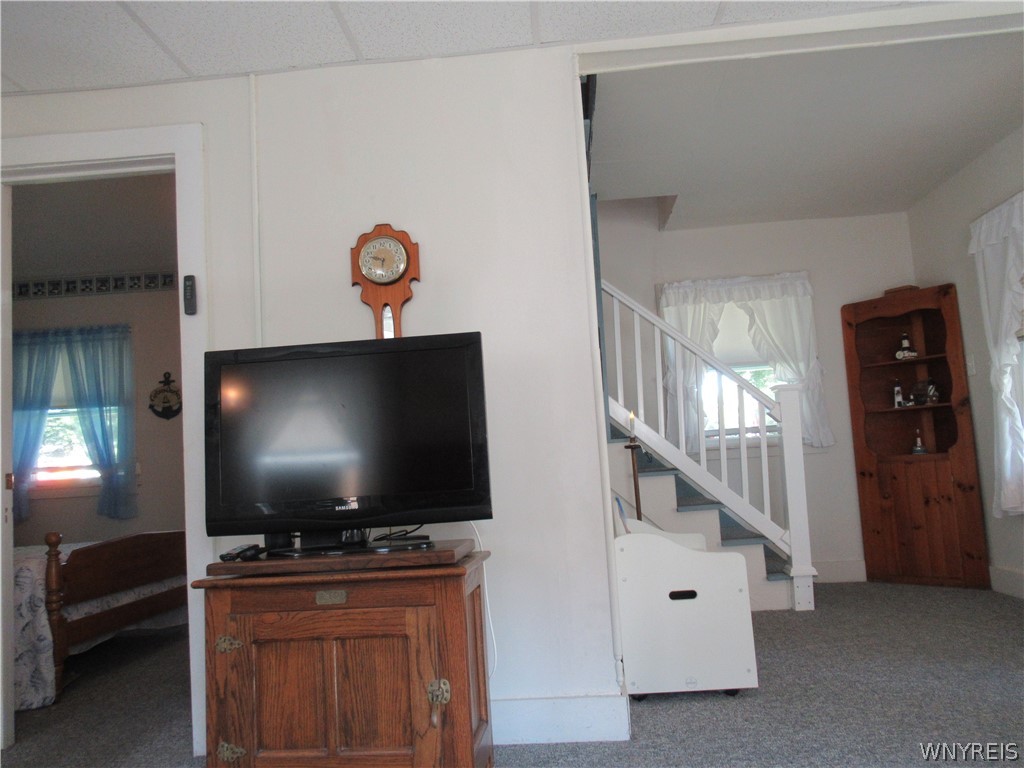 443 Lakeside Road Evans, NY 14006 - Photo 15 of 33 First Level Bedroom