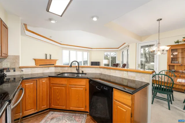 $495,000 | 1802 High Ridge, Roseland, VA 22967