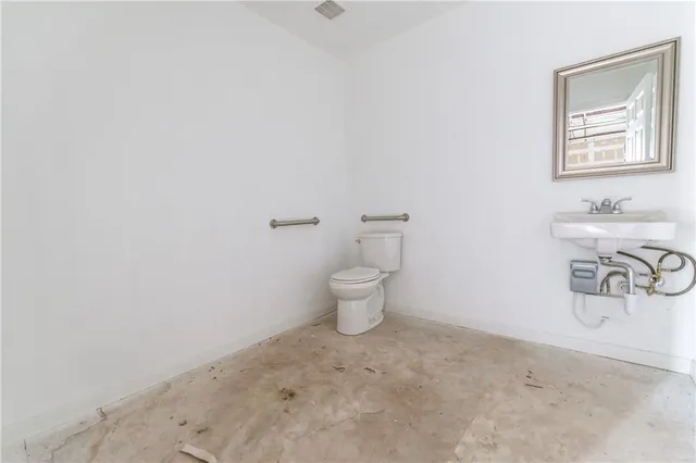 $7,252 | 1300 Lake Air Drive, Unit 3, Waco, TX 76710