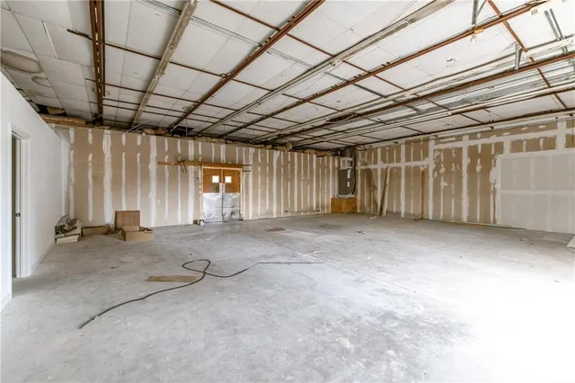 $7,252 | 1300 Lake Air Drive, Unit 3, Waco, TX 76710