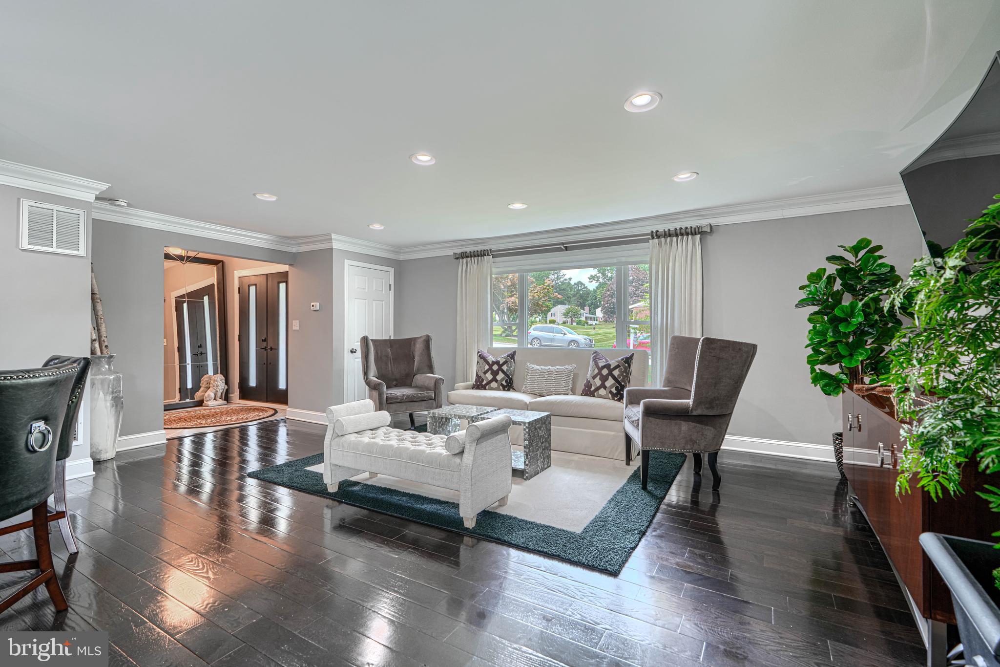 1001 Kirkcolm Road Towson, MD 21286 - Photo 24 of 86 Living Room with amazing large window