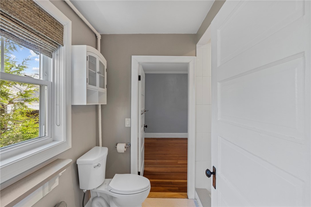 129 10th Street, Unit 1 Providence, RI 02906 - Photo 26 of 35