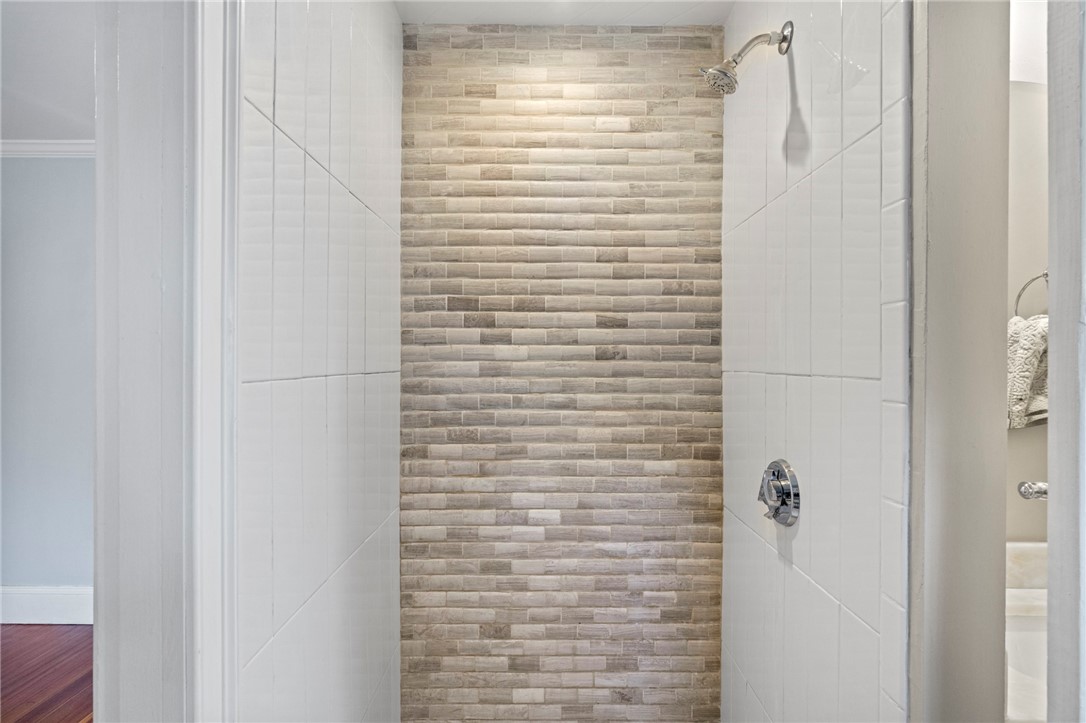 129 10th Street, Unit 1 Providence, RI 02906 - Photo 27 of 35