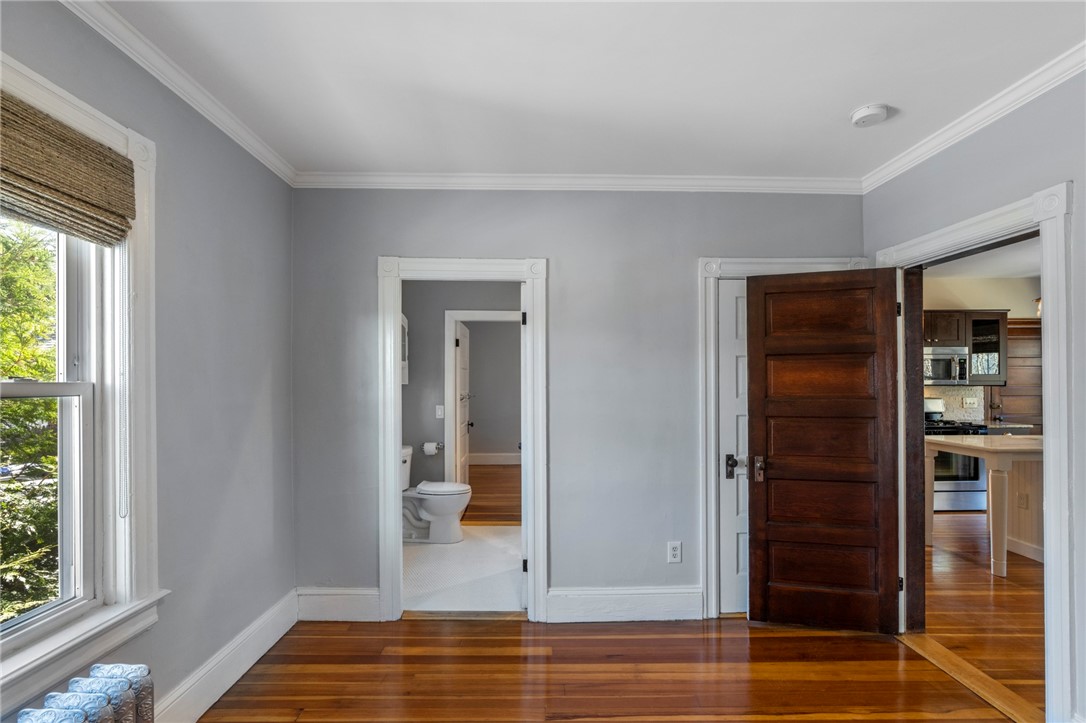 129 10th Street, Unit 1 Providence, RI 02906 - Photo 32 of 35
