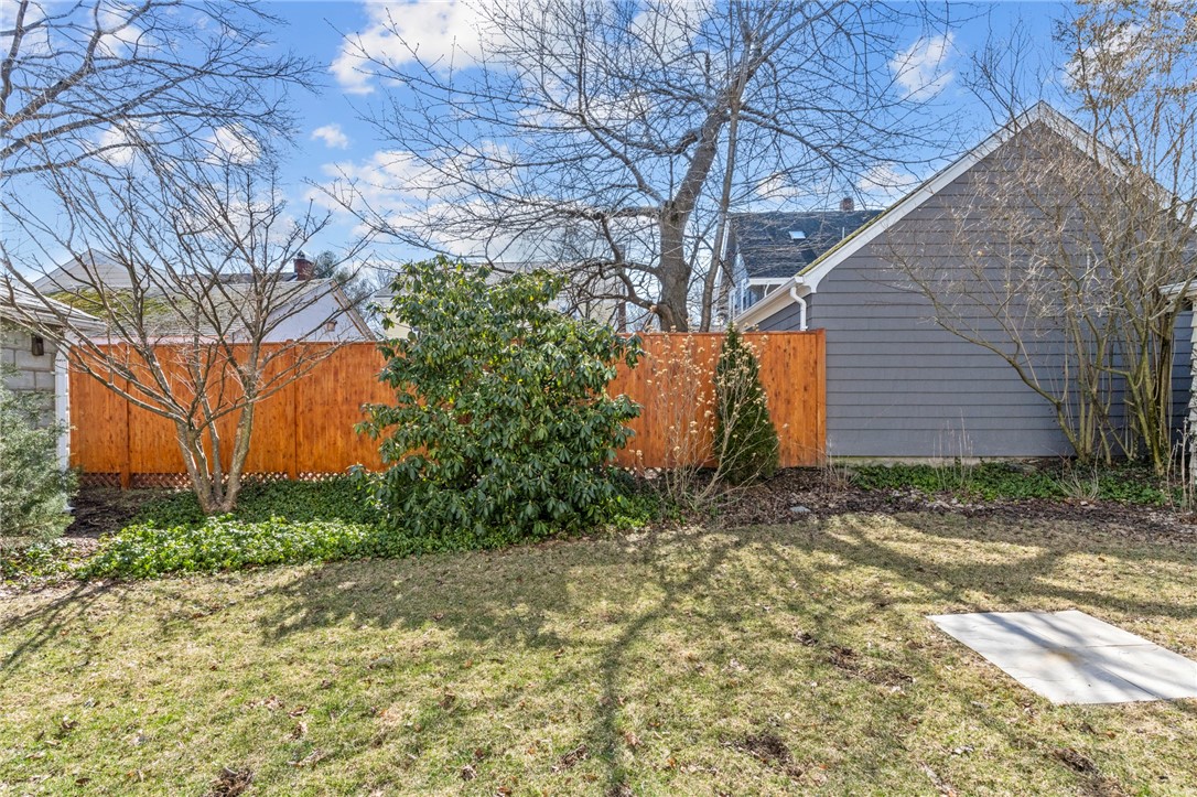 129 10th Street, Unit 1 Providence, RI 02906 - Photo 34 of 35