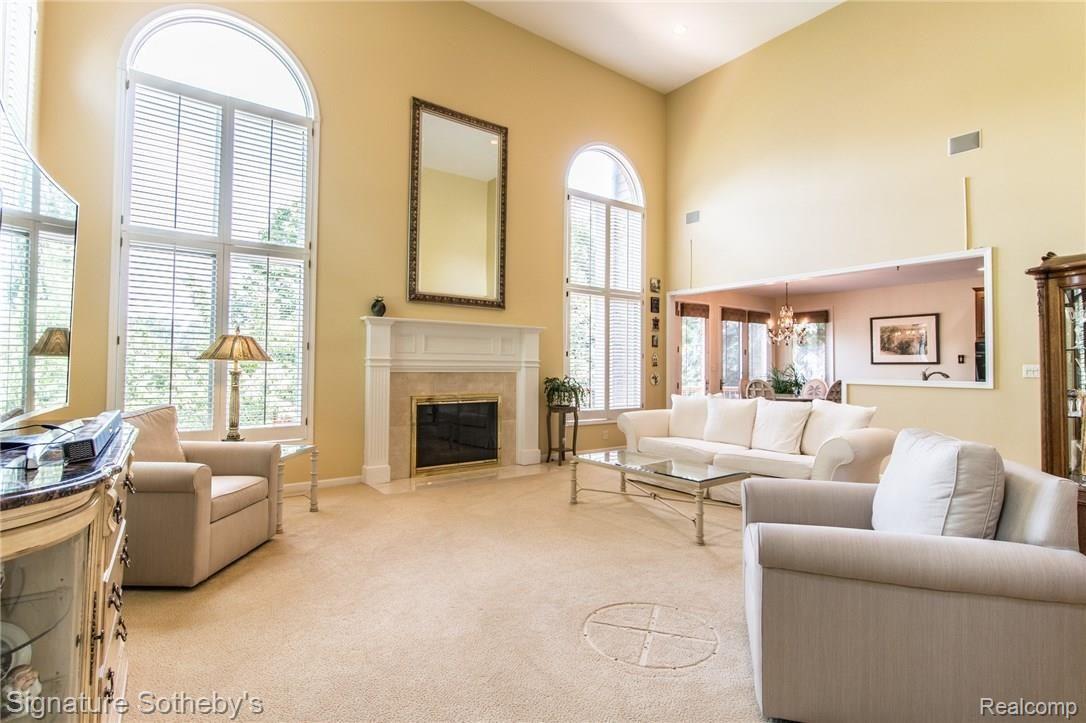 1650 Scenic Hollow Rochester, MI 48306 - Photo 32 of 60 422018HDR.jpg
