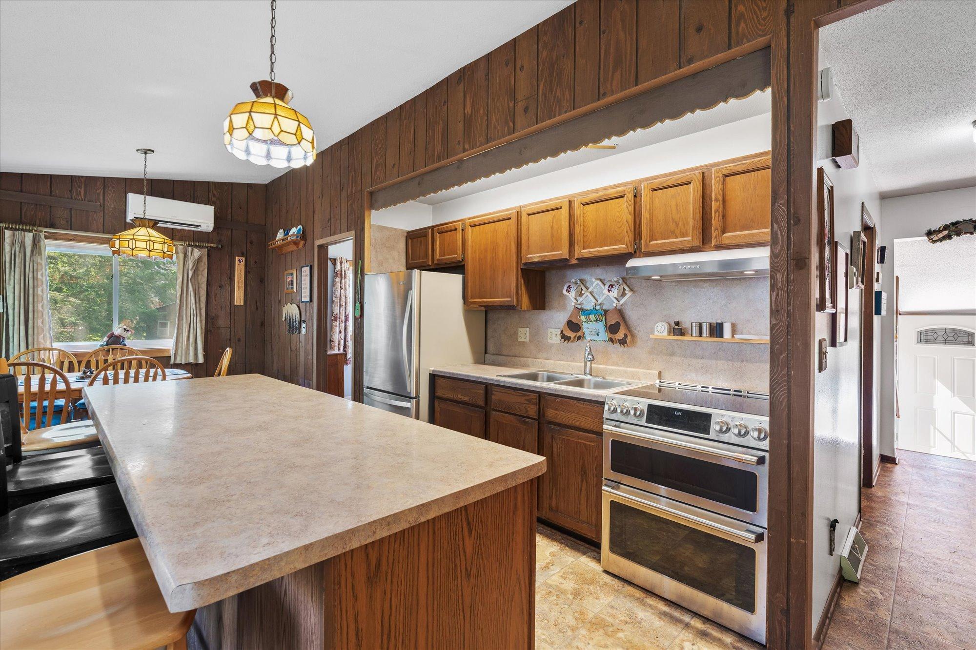 36977 North Shoreland Road Sturgeon Lake, MN 55783 - Photo 18 of 57