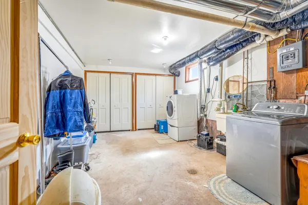 $489,500 | 36977 North Shoreland Road, Sturgeon Lake, MN 55783