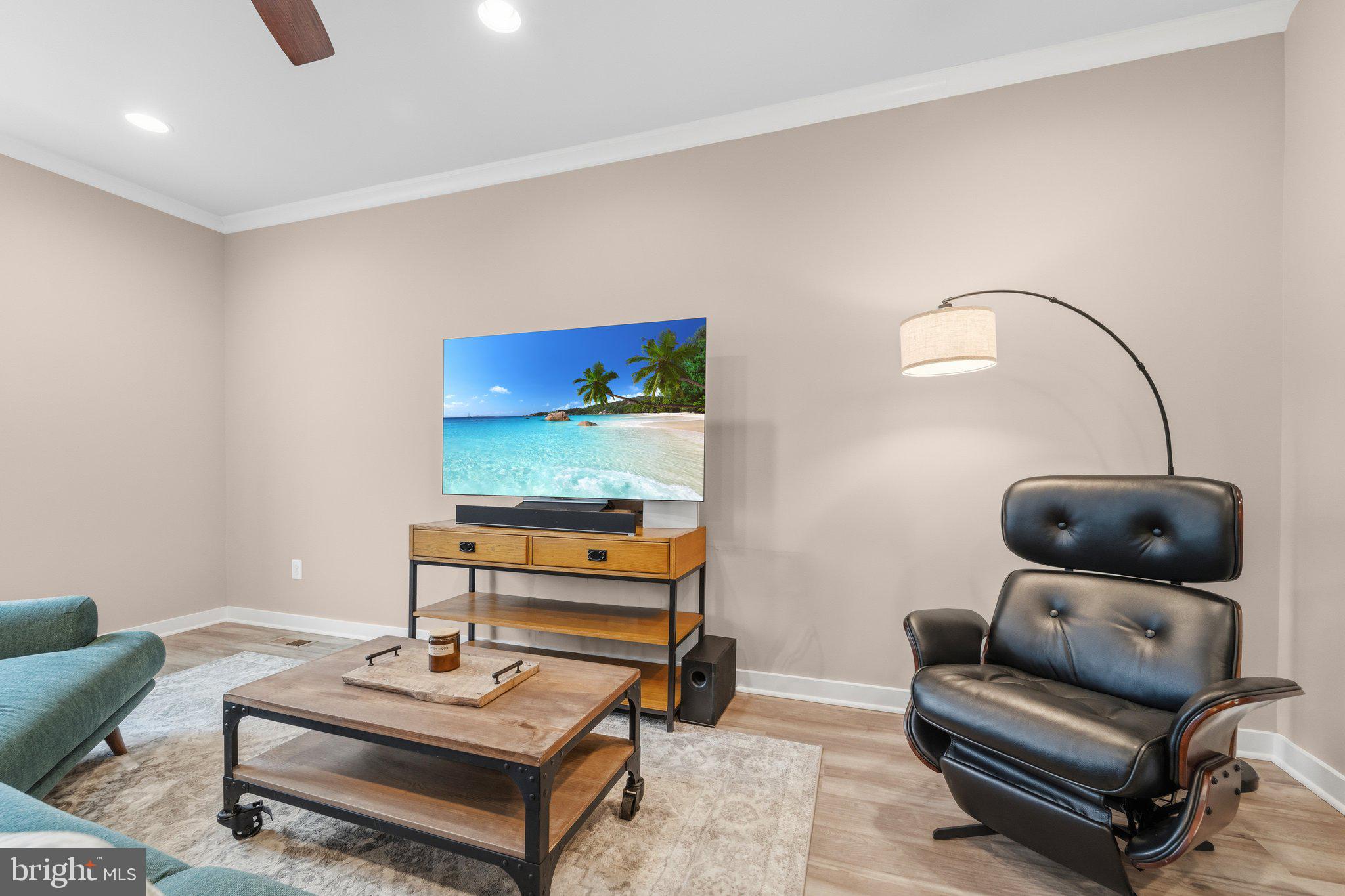 43733 Hay Road Ashburn, VA 20147 - Photo 12 of 35