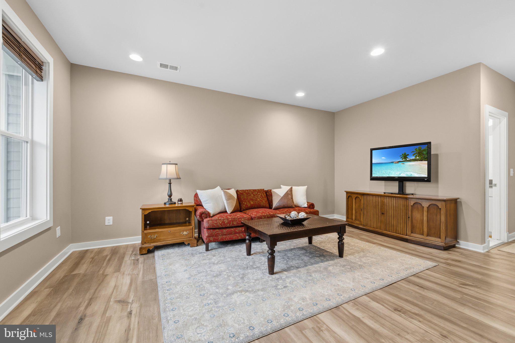 43733 Hay Road Ashburn, VA 20147 - Photo 29 of 35
