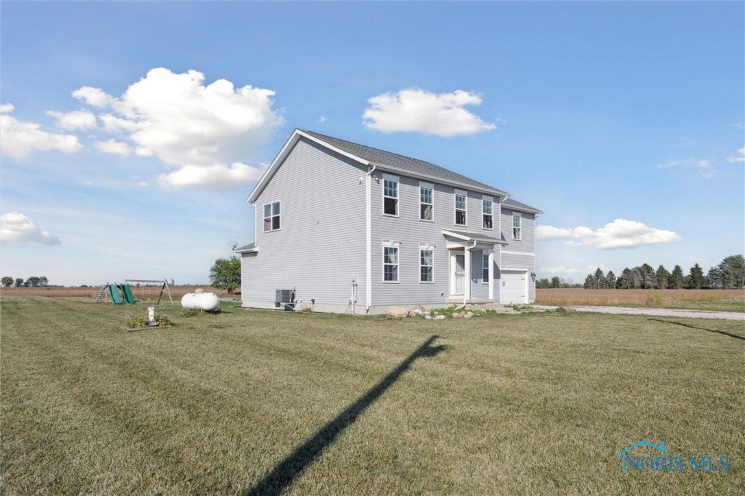 4396 Dowling Road Perrysburg, OH 43551 - Photo 2 of 49 Gallery Image 2