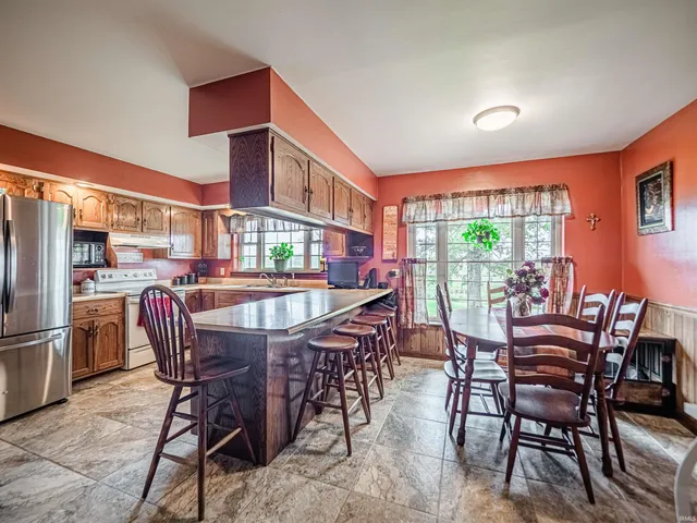 $349,900 | 9830 Winery Road, Wadesville, IN 47638