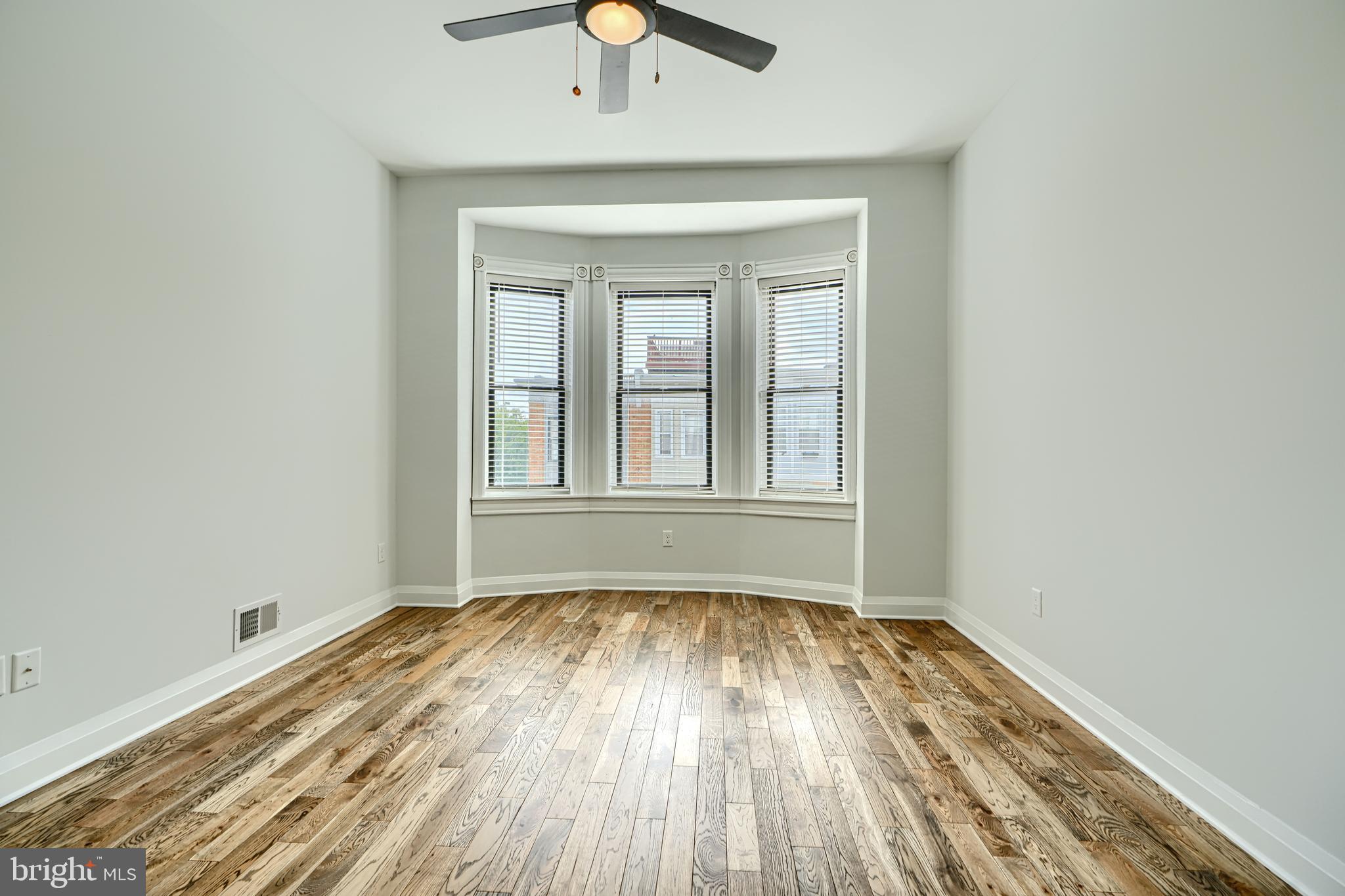 602 South Potomac Street Baltimore, MD 21224 - Photo 11 of 27