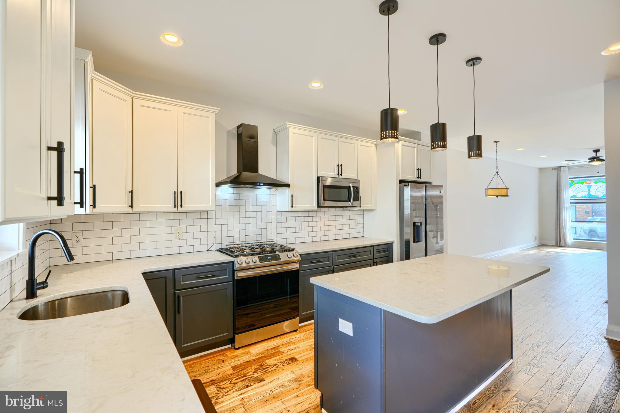 602 South Potomac Street Baltimore, MD 21224 - Photo 7 of 27