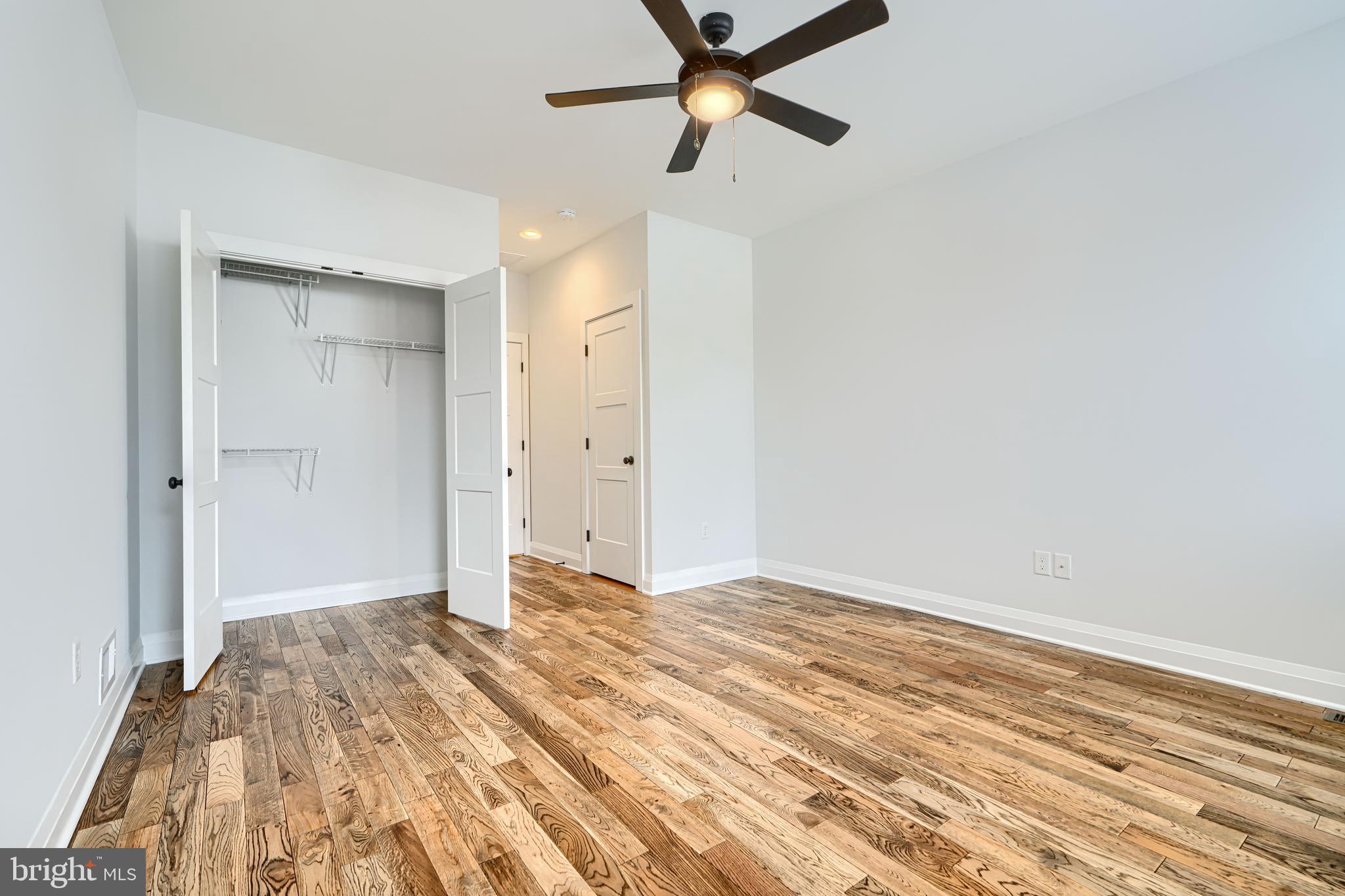 602 South Potomac Street Baltimore, MD 21224 - Photo 9 of 27