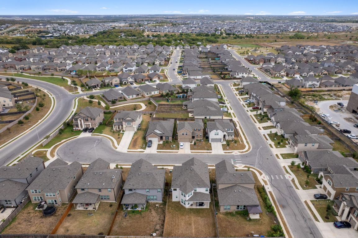 7808 Lawford Way Austin, TX 78744 - Photo 36 of 40 View of property location with nearby suburban area