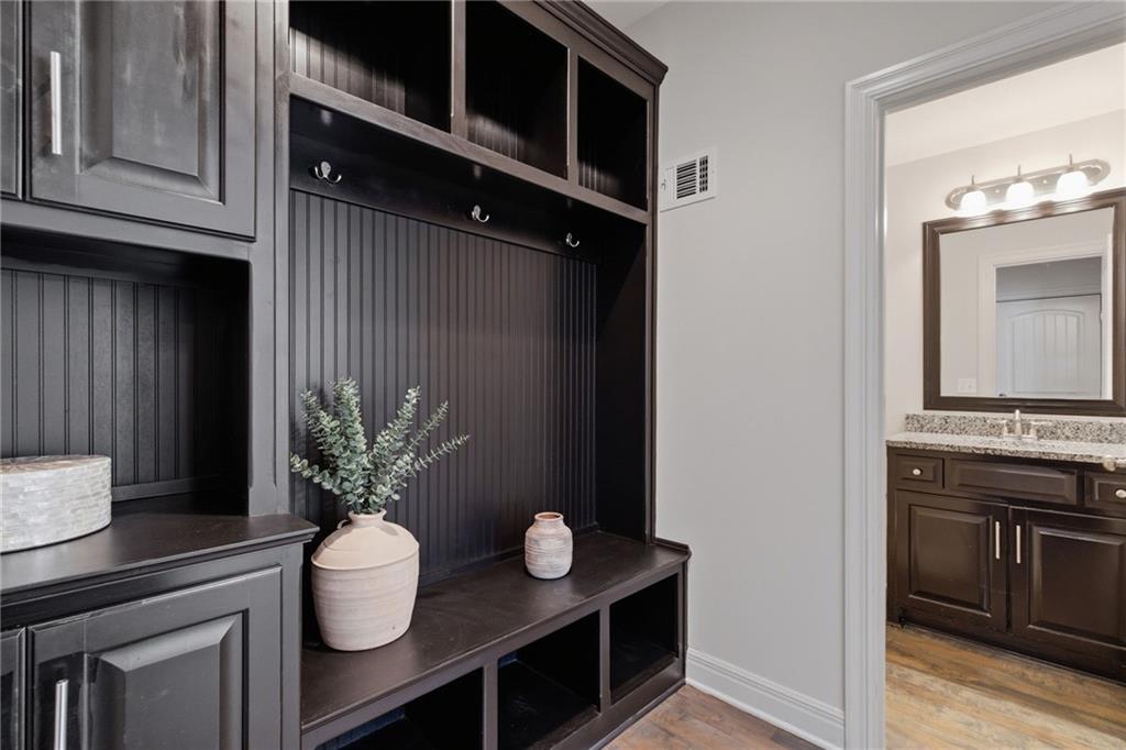 17354 South Legler Road Olathe, KS 66062 - Photo 18 of 44