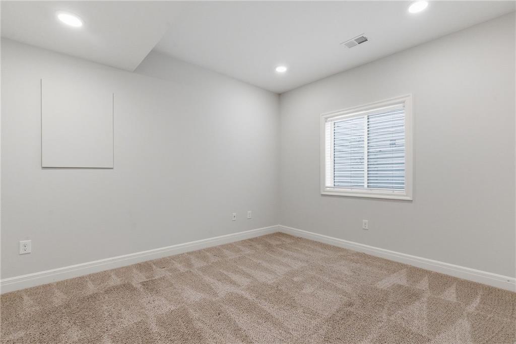 17354 South Legler Road Olathe, KS 66062 - Photo 21 of 44