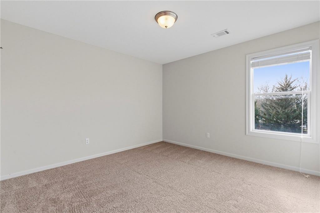 17354 South Legler Road Olathe, KS 66062 - Photo 25 of 44