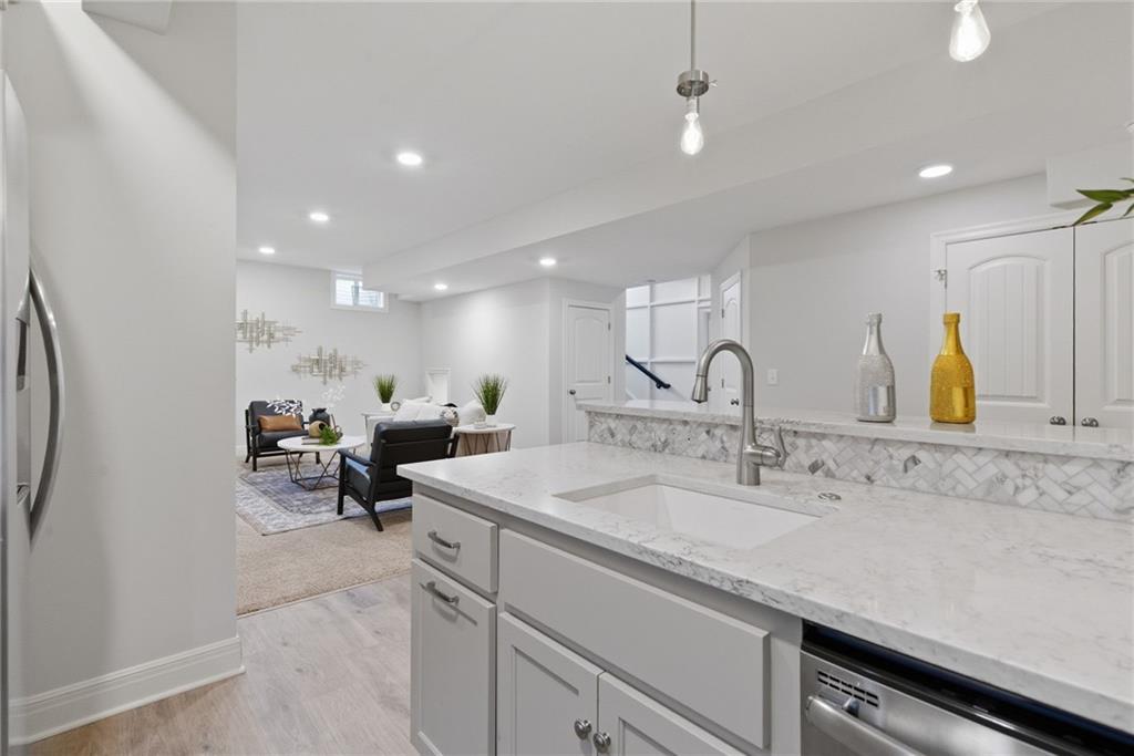 17354 South Legler Road Olathe, KS 66062 - Photo 33 of 44