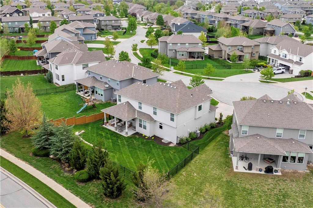 17354 South Legler Road Olathe, KS 66062 - Photo 43 of 44