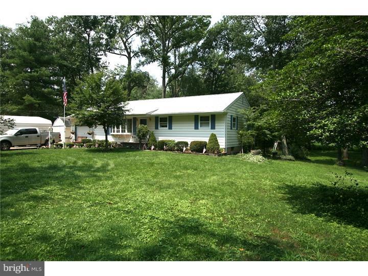 33 Petticoat Bridge Road Columbus, NJ 08022 - Photo 1 of 8