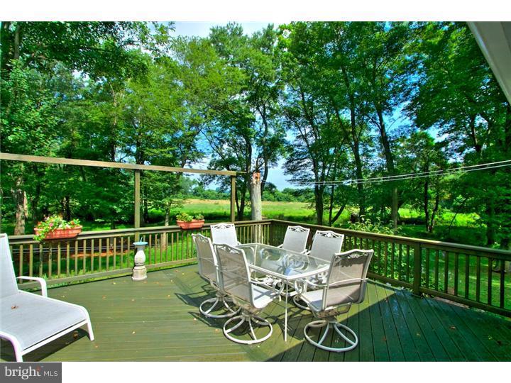 33 Petticoat Bridge Road Columbus, NJ 08022 - Photo 6 of 8