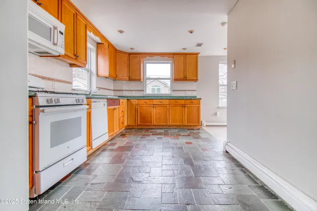 $1,088,000 | 24 Roosevelt Street | Concord