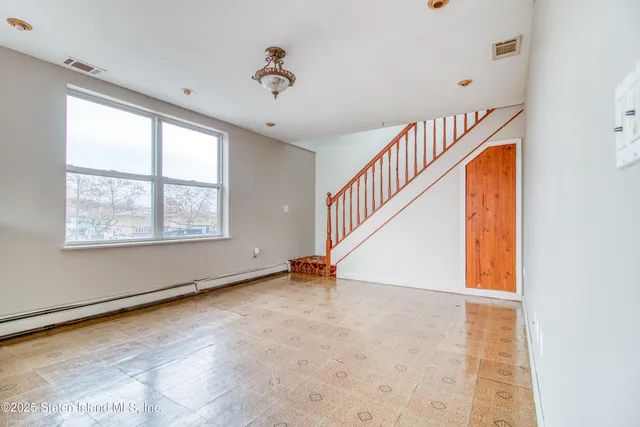 $1,088,000 | 24 Roosevelt Street | Concord