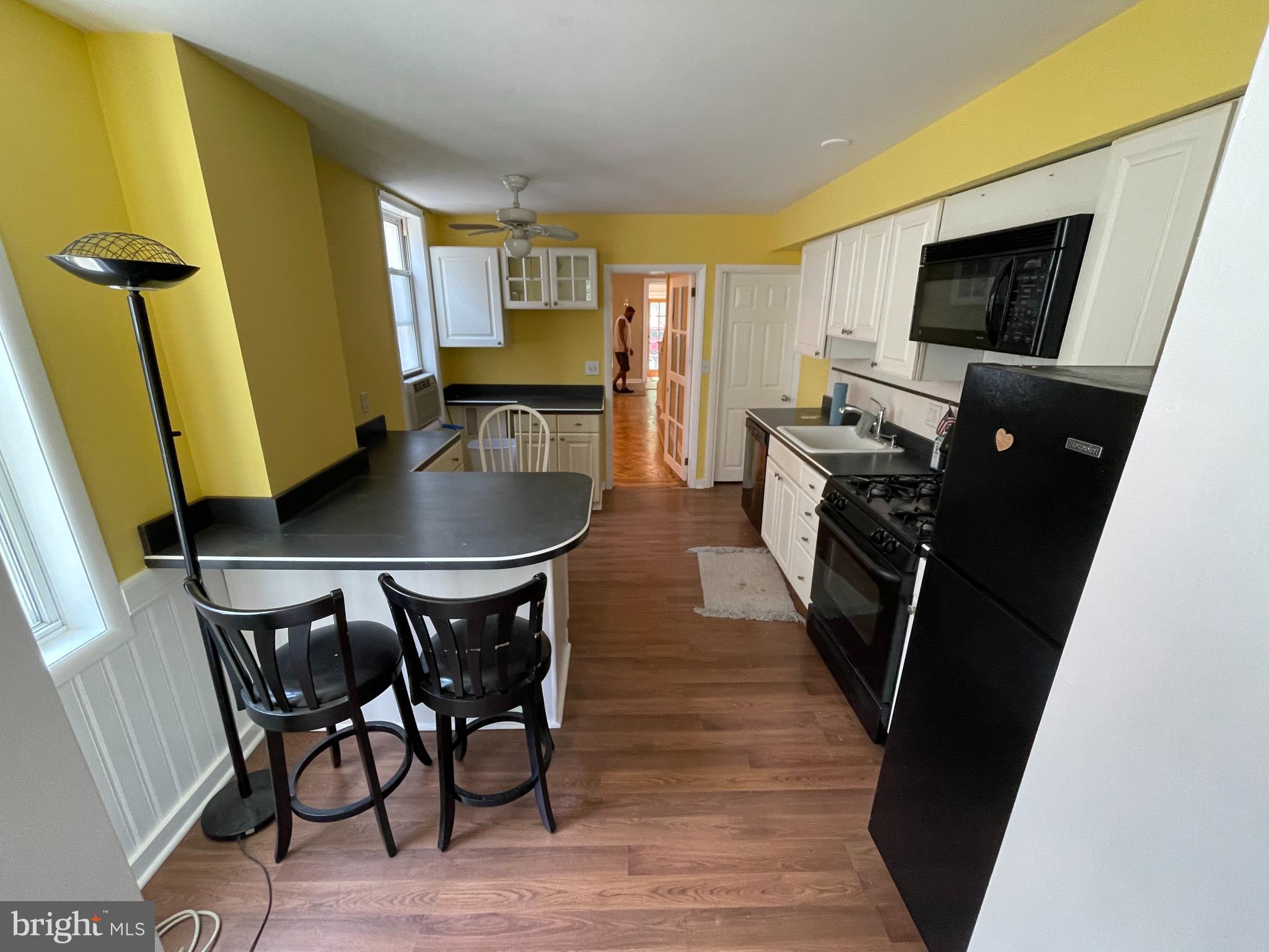 319 Middleton Street Riverside, NJ 08075 - Photo 10 of 26 Kitchen