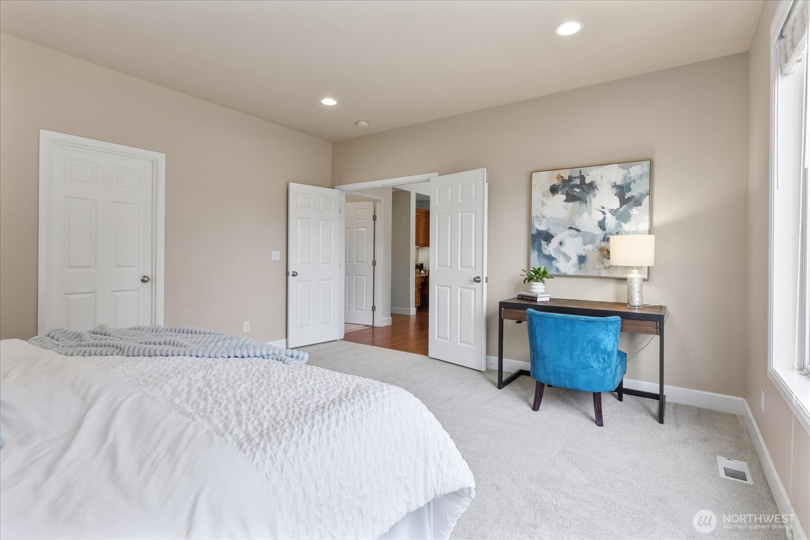 20905 37th Avenue Southeast Bothell, WA 98021 - Photo 20 of 38