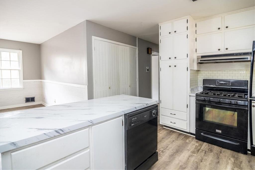 3541 Pinehill Circle Acworth, GA 30101 - Photo 5 of 28