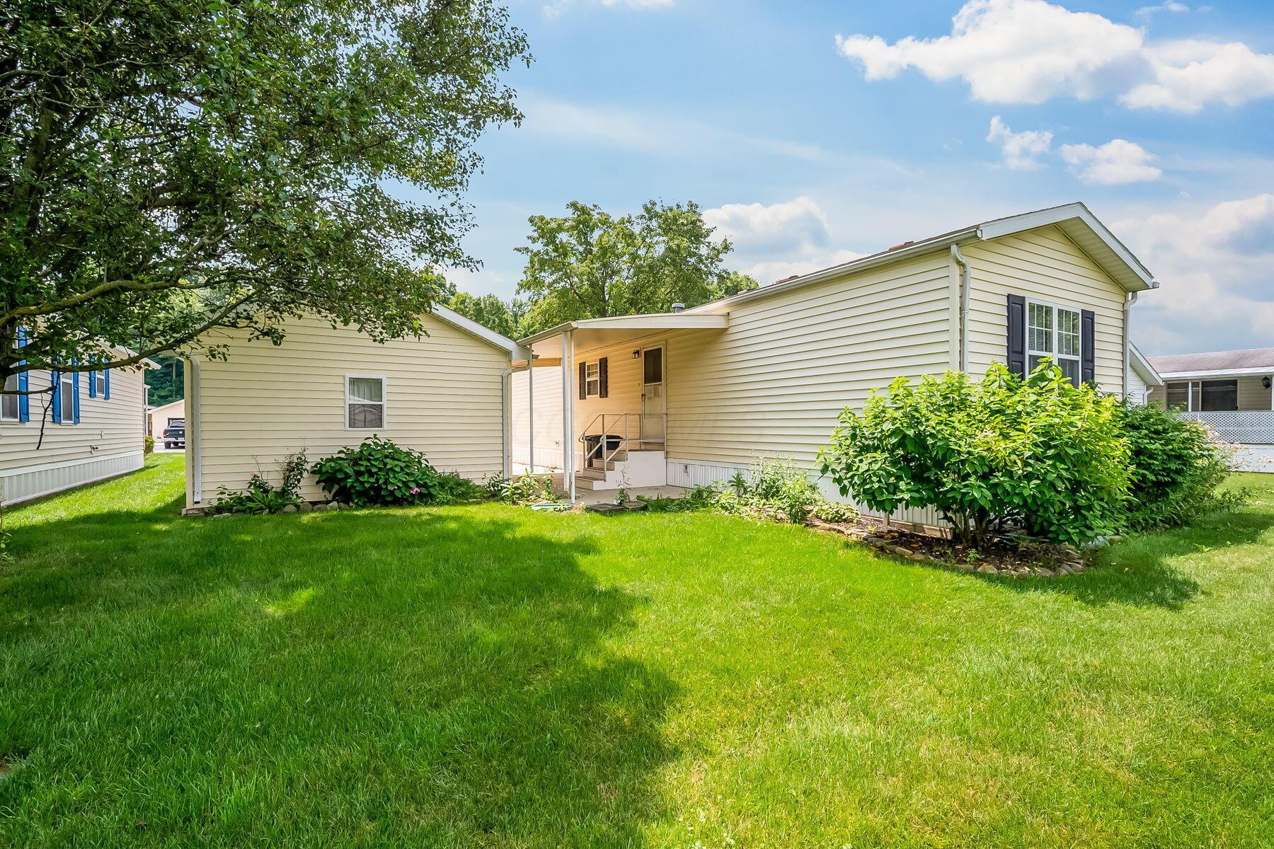 3200 Smeltzer Road, Unit 92 Marion, OH 43302 - Photo 6 of 8 5-web-or-mls-3200 Smeltzer #92-105