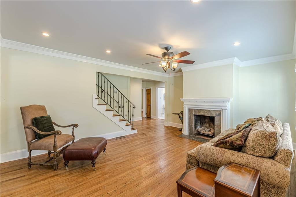 2367 Ridgeway Avenue College Park, GA 30337 - Photo 6 of 63 Gallery Image 6
