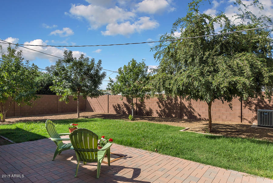341 West Roma Avenue Phoenix, AZ 85013 - Photo 16 of 19 341 W Roma-18