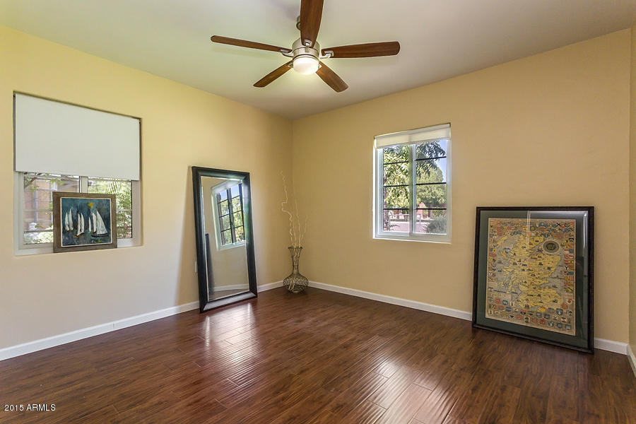 341 West Roma Avenue Phoenix, AZ 85013 - Photo 5 of 19 341 W Roma-13