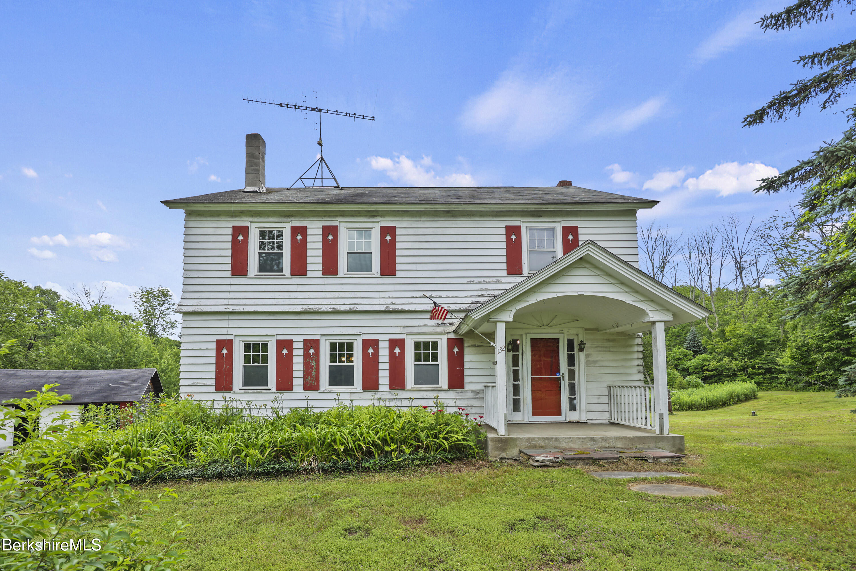 132 South Washington State Road Washington, MA 01223 - Photo 1 of 41 front view of house with a yard
