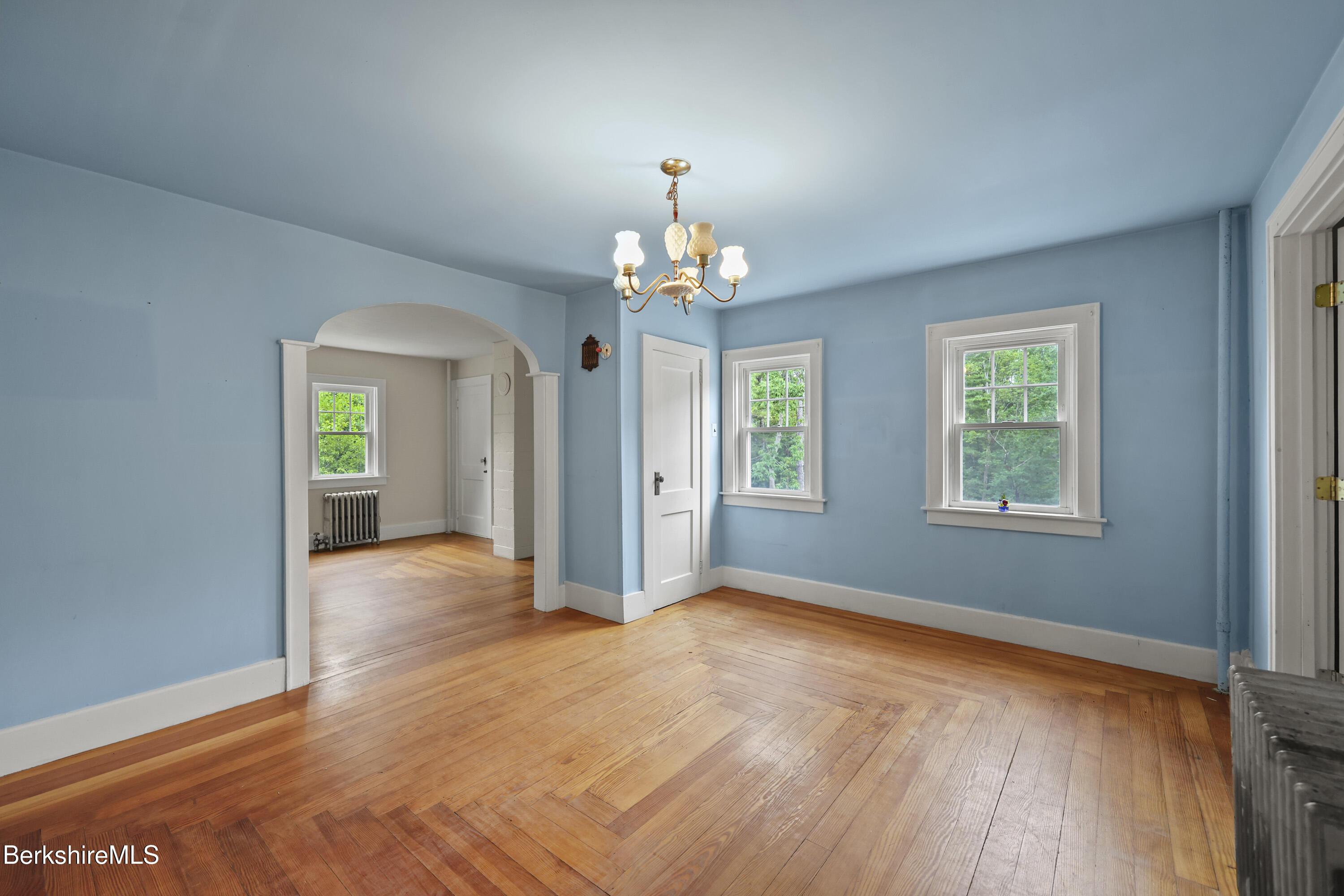 132 South Washington State Road Washington, MA 01223 - Photo 6 of 41 wooden floor in an empty room with a window