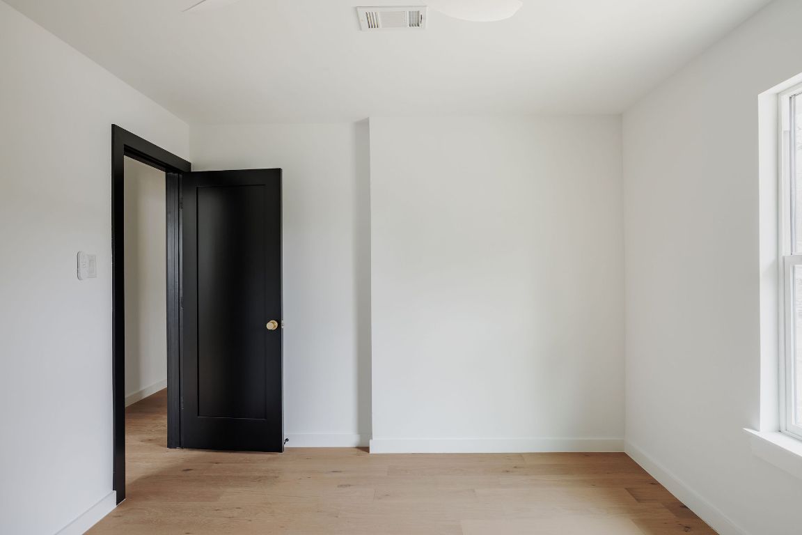 2009 Lear Lane Austin, TX 78745 - Photo 34 of 38