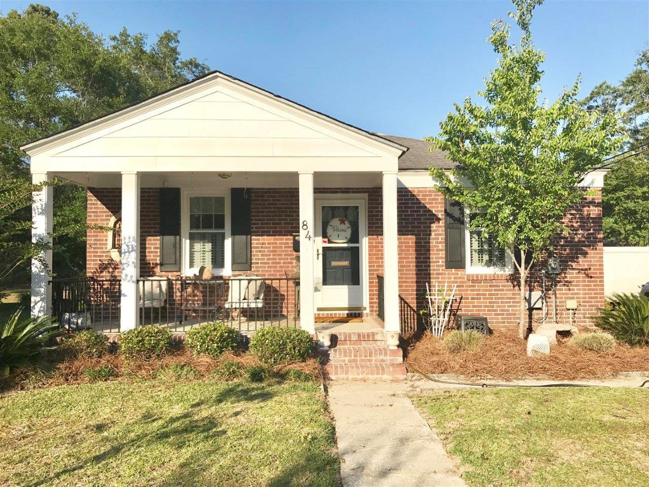 84 Colleton Drive Charleston, SC 29407 - Photo 1 of 15 3F637BE1-B2CA-4FA0-9342-9500566AD959